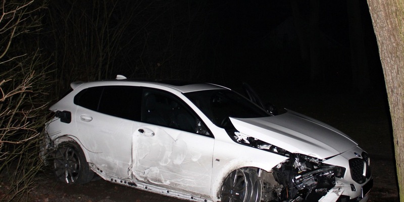 POL-MI: Polizeibekannte flüchten vor Streifenwagen - Foto: presseportal.de