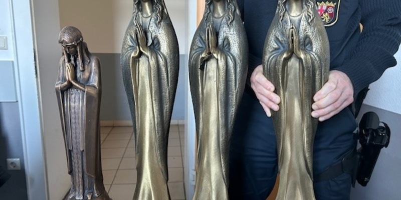 POL-PDMT: Marienfiguren aufgefunden - Foto: presseportal.de