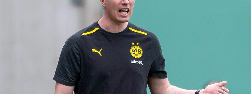 U19-Coach Mike Tullberg wird die BVB-Mannschaft am Samstag gegen Werder Bremen betreuen. - Foto: Thomas Heesler/Kirchner-Media/dpa