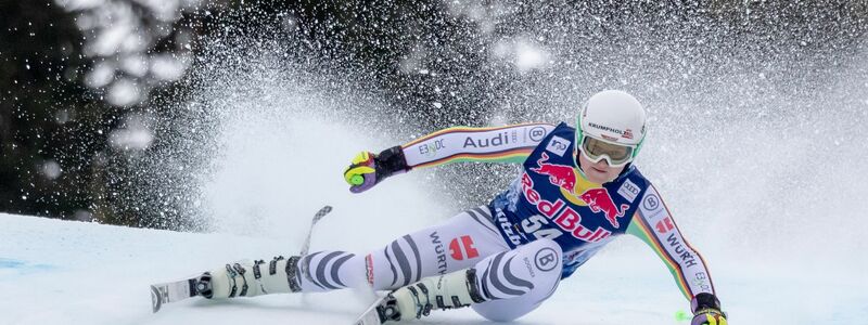 Im Januar 2024 gab Jacob Schramm in Kitzbühel sein Weltcup-Debüt - ein Jahr später verletzt er sich dort schwer. - Foto: Expa/Johann Groder/APA/dpa