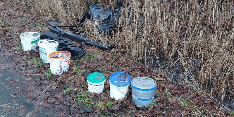 POL-FL: Husum: Zeugenaufruf nach unerlaubter Abfallentsorgung - Foto: presseportal.de