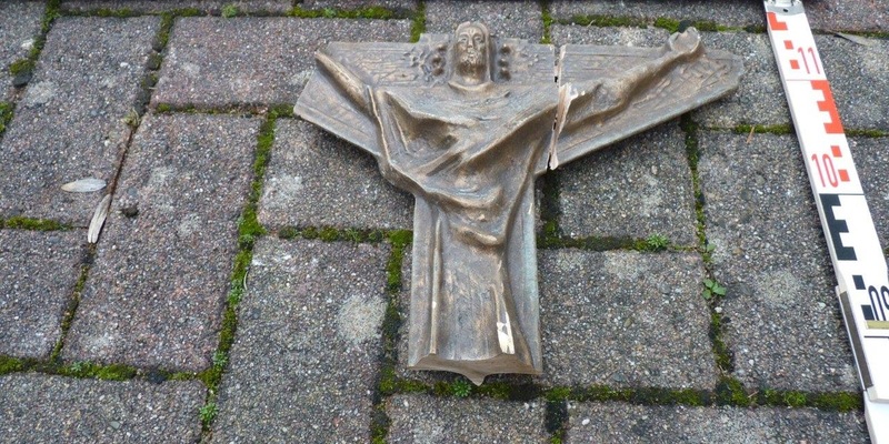 POL-MA: Lobenfeld/Rhein-Neckar-Kreis: Buntmetalldiebstähle auf Friedhöfen - Tatverdächtiger ermittelt - Geschädigte gesucht - Foto: presseportal.de