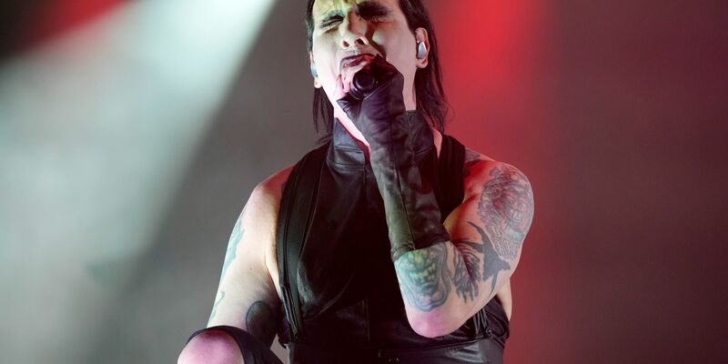 Schock-Rocker Marilyn Manson kommt um eine Anklage herum. (Archivbild) - Foto: Rob Grabowski/Invision/dpa