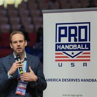 Michael King will Handball in den USA groß machen. - Foto: Soeren Stache/dpa