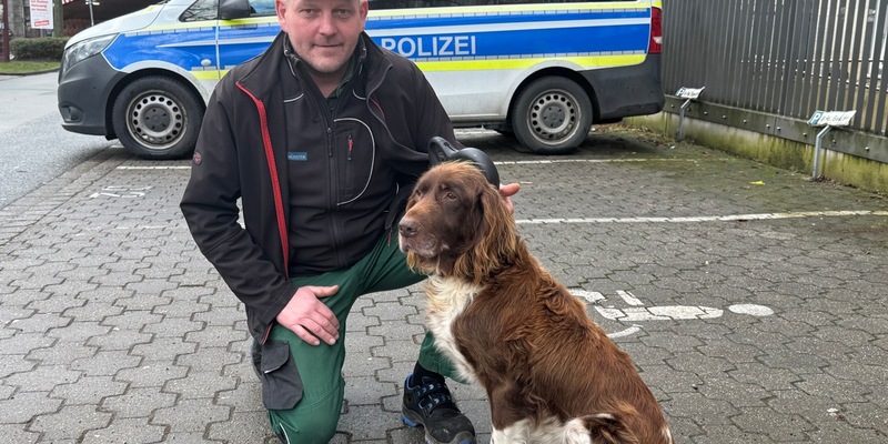 BPOL NRW: Ein Hofhund mit dem Zug auf Reisen - Bundespolizei führt Hund und Herrchen wieder zusammen - Foto: presseportal.de
