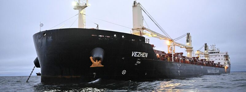 Unter Verdacht: das Frachtschiff «Vezhen». - Foto: Johan Nilsson/TT News Agency/AP/dpa