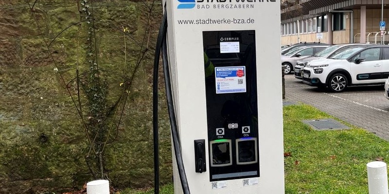 POL-PDLD: Ladestation der Stadtwerke beschädigt- Zeugen gesucht! - Foto: presseportal.de