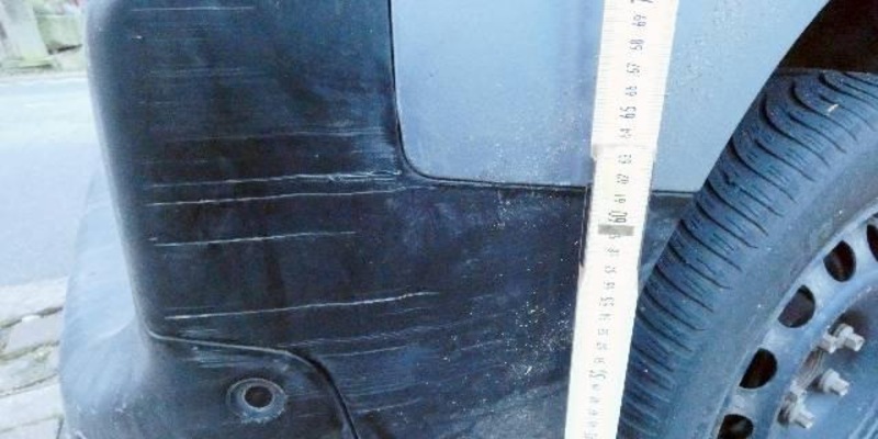 POL-HM: Zeugenaufruf: Unfallflucht am Rasti-Land - Foto: presseportal.de