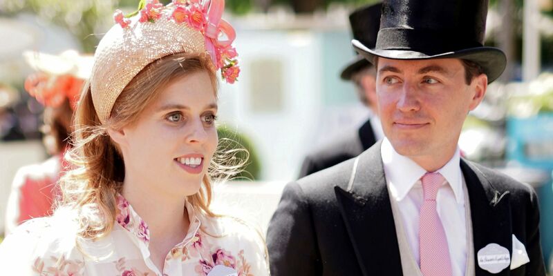 Die glücklichen Eltern: Prinzessin Beatrice (l.) von York und ihr Ehemann Edoardo Mapelli Mozzi. (Archivbild) - Foto: Aaron Chown/PA/dpa