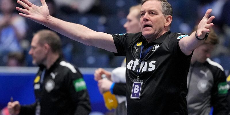 Alfred Gislason will seinen Vertrag als Bundestrainer der deutschen Handballer erfüllen.  - Foto: Soeren Stache/dpa