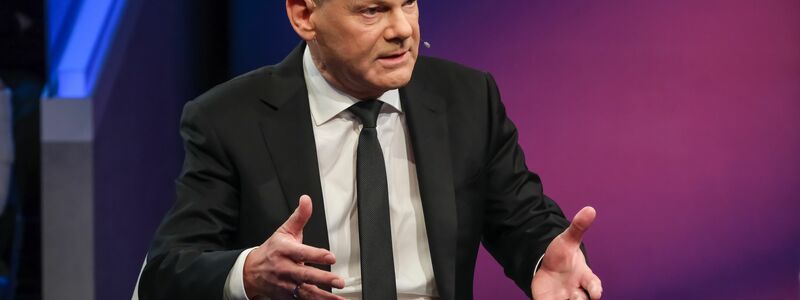 Scholz bezeichnet den von Union, AfD und FDP gemeinsam beschlossenen Antrag zur Verschärfung der Migrationspolitik als Tabubruch.  - Foto: Oliver Ziebe/WDR/dpa