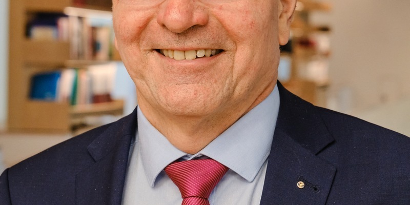 2024: Arzneimittelausgaben steigen, Apotheken leisten großen Sparbeitrag - Foto: presseportal.de