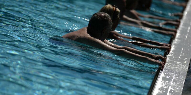 Die Mitgliedschaft im Fitnessstudio kann nach einem neuen Urteil des Bundesfinanzhofs nicht von der Steuer abgesetzt werden. Das gilt auch, wenn Patienten dort ein vom Arzt verschriebenes Training absolvieren. (Illustration) - Foto: picture alliance / dpa