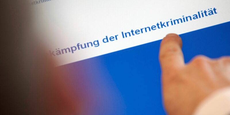 Mehr als 10 Millionen Nutzer sollen auf den Plattformen registriert gewesen sein. (Archivbild)  - Foto: Frank Rumpenhorst/dpa