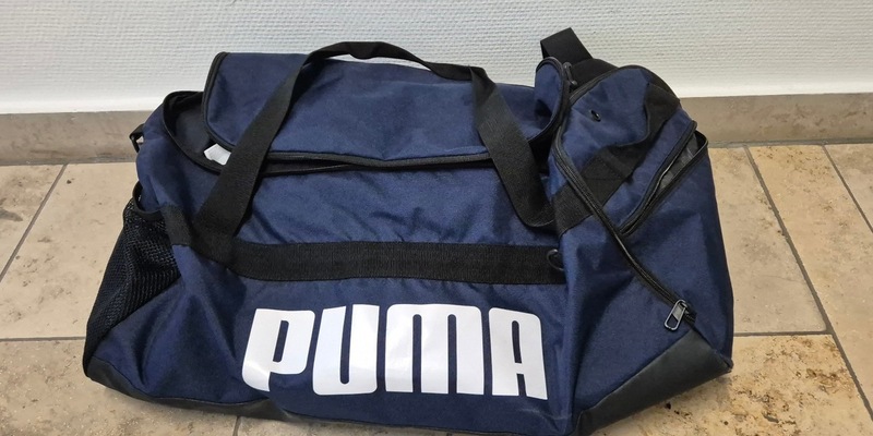 POL-MR: Marburg- Michelbach: Wer vermisst die abgebildete Sporttasche? - Foto: presseportal.de