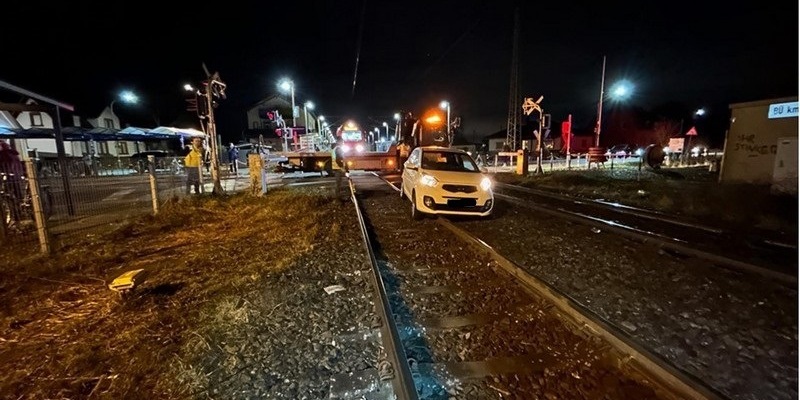 BPOL-KL: Mann fährt in Lingenfeld irrtümlich auf die Gleise - Foto: presseportal.de