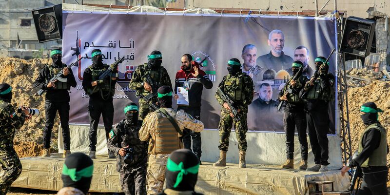 Geiselübergabe an das Rote Kreuz im Gazastreifen. (Archivbild) - Foto: Abed Rahim Khatib/dpa