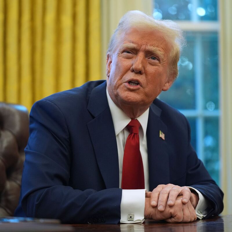 Trump beharrt auf seinen Anspruch auf Grönland. (Archivbild) - Foto: Evan Vucci/AP/dpa