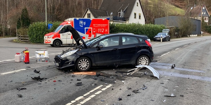 POL-GM: Verkehrsunfall fordert zwei Verletzte - Foto: presseportal.de