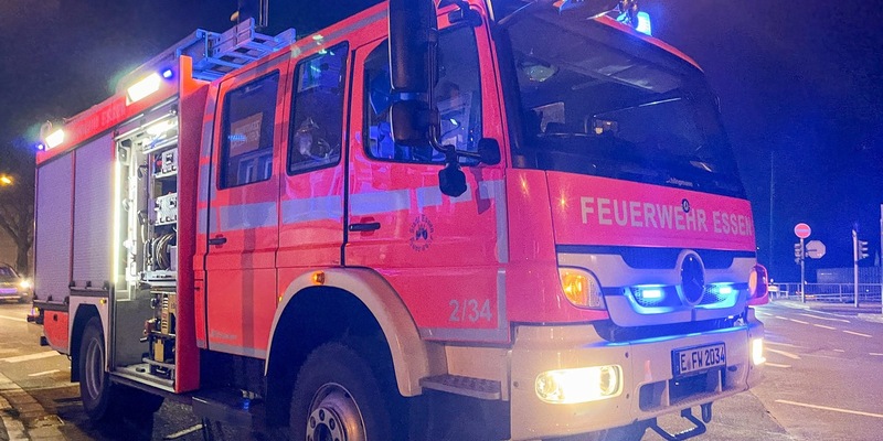 FW-E: Kellerbrand in Essen-Bochold - zwei Personen verletzt - Foto: presseportal.de