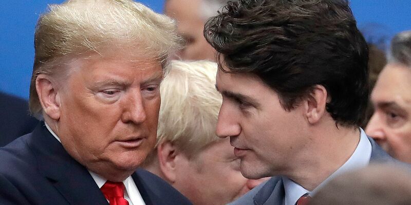 Keine Freunde, aber Nachbarn: Trump und Trudeau - Foto: Evan Vucci/AP/dpa