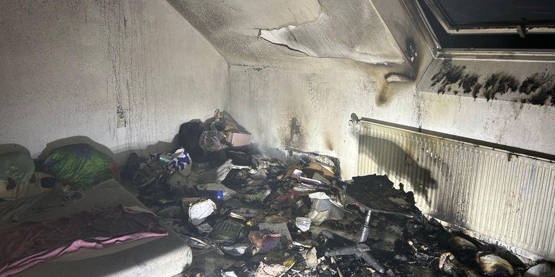 POL-PDKL: Zimmerbrand in Mehrfamilienhaus - Foto: presseportal.de