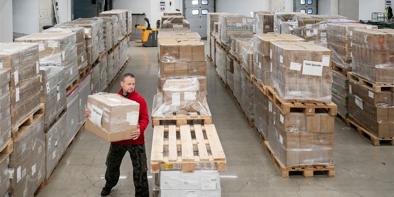 ROSSMANN spendet Waren im Wert von rund 3 Millionen Euro an die Tafeln - Foto: presseportal.de