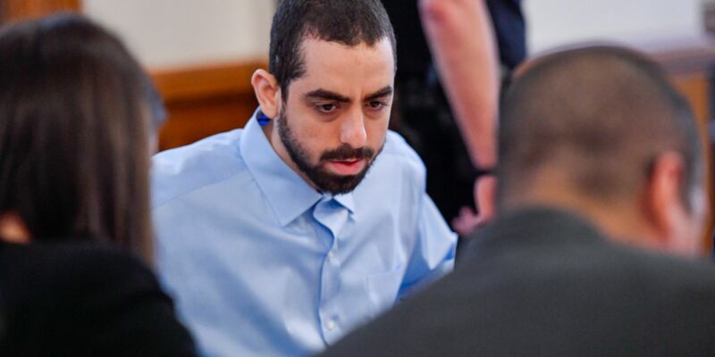 Dem Angeklagten Matar droht eine lange Haftstrafe - Foto: Adrian Kraus/FR171451 AP/dpa