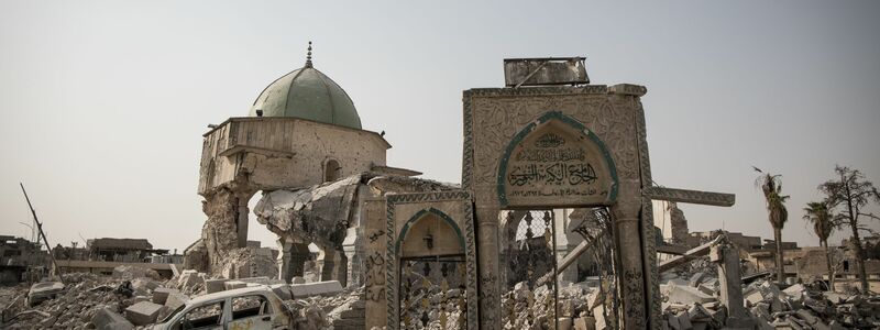 Von der nun wiederaufgebauten Al-Nuri-Moschee ließ der IS nur Ruinen über (Archivbild). - Foto: Oliver Weiken/dpa