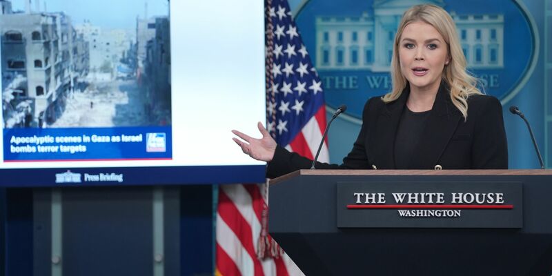 Karoline Leavitt bezeichnete den Gazastreifen als «Abrissgelände», auf dem Menschen nicht leben könnten.  - Foto: Evan Vucci/AP/dpa