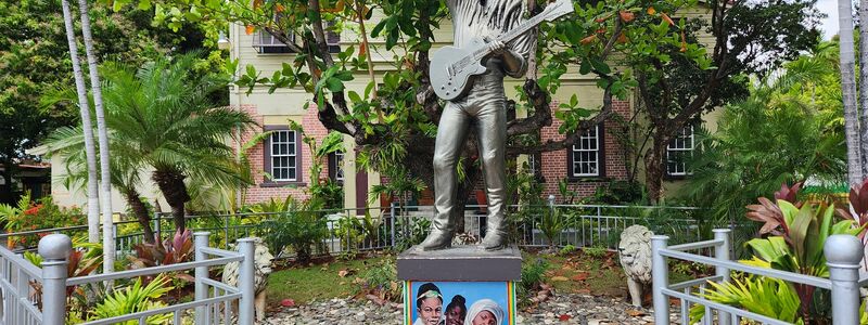 Bob Marley wird in seiner Heimat Jamaika als Nationalheld verehrt. (Archivbild) - Foto: Nick Kaiser/dpa