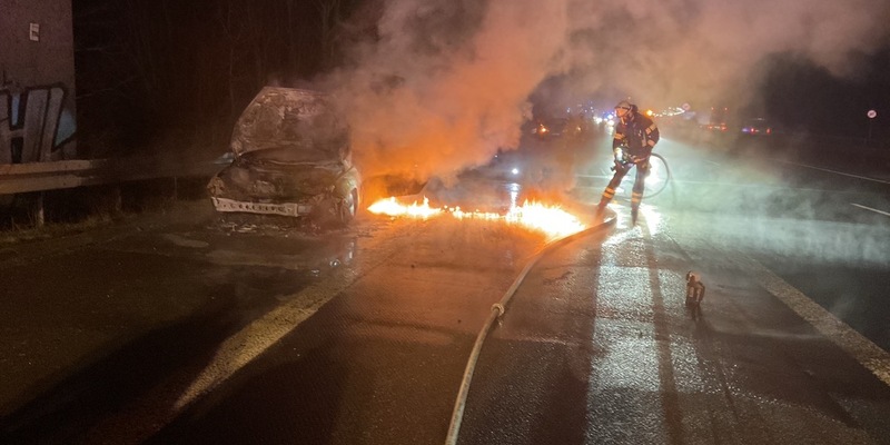 FW-DO: PKW-Brand auf der BAB 45 sorgt für Verkehrsbehinderungen - Foto: presseportal.de