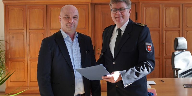 POL-OLD: Personalwechsel in den Leitungen der Polizeiinspektionen / Hendrik Vieth leitet zukünftig die PI Cloppenburg/Vechta / Carsten Hoffmeyer wird Leiter der PI Delmenhorst/Oldenburg-Land/Wesermarsch - Foto: presseportal.de