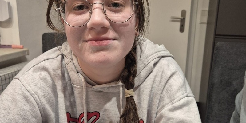 POL-OH: Die Polizei bitte um Mithilfe: 15-jährige Oliwia K. vermisst - Foto: presseportal.de