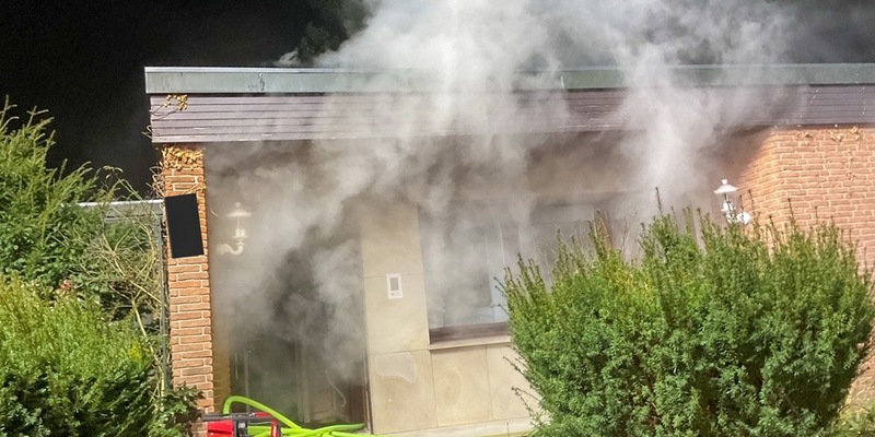 FW-DO: Zimmerbrand in der Südbecke in Brechten - Foto: presseportal.de