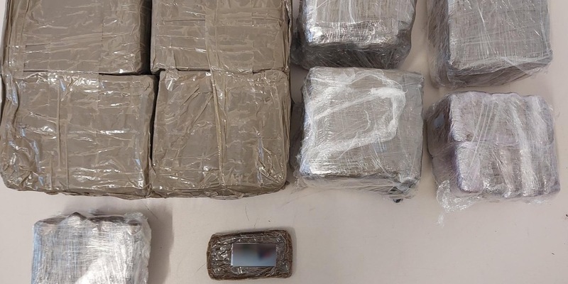 BPOL NRW: Bundespolizei fasst Drogenschmuggler mit über 8 Kilogramm Haschisch - Haftrichter erlässt Untersuchungshaft - Foto: presseportal.de