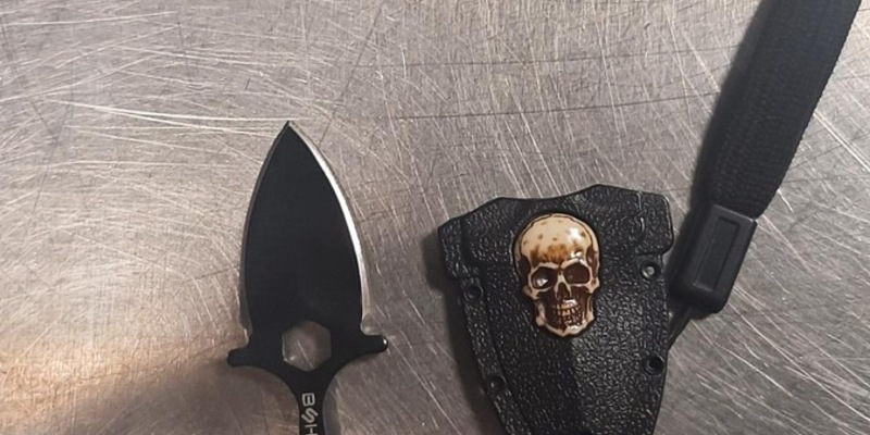 BPOLD FRA: Monkey Fist und Faustmesser - Verbotene Gegenstände im Handgepäck entdeckt! - Foto: presseportal.de