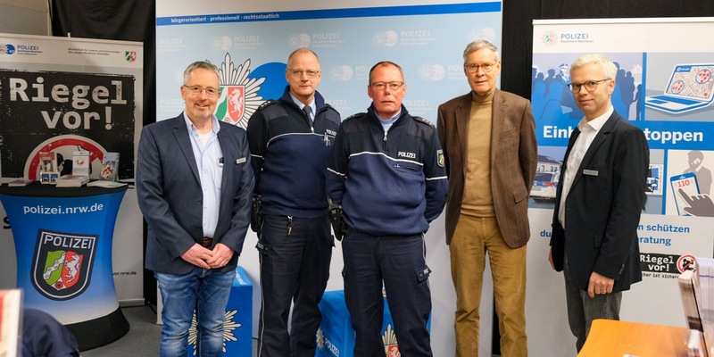POL-GT: Sicherheitsberatung der Polizei Gütersloh auf der Baumesse - 07.-09. Februar 2025 - Foto: presseportal.de