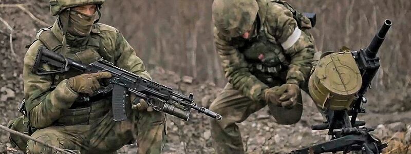 Nach einem Abflauen der Kämpfe in der Ostukraine über mehrere Tage greifen russische Truppen wieder heftiger an. - Foto: Uncredited/Russian Defense Ministry Press Service/AP/dpa