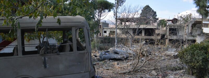 Bei einem israelischen Luftangriff auf eine Waffenfabrik der Hisbollah in der Bekaa-Ebene sollen sechs Menschen getötet worden sein. (Archivbild) - Foto: Maher Kamar/XinHua/dpa