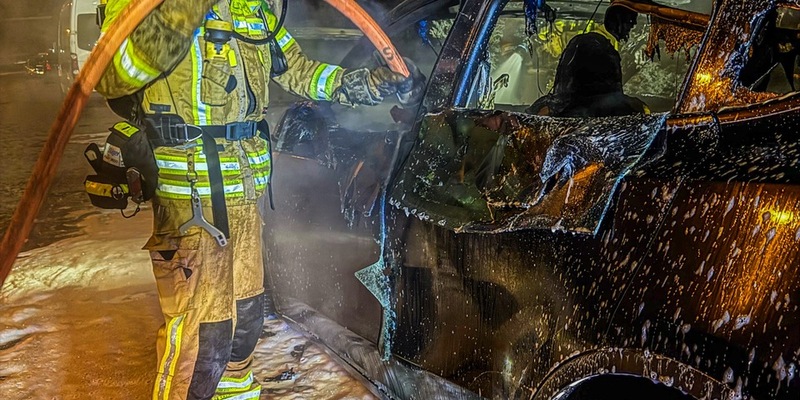 FW Dresden: Mehrere Brände in der Dresdner Neustadt - Feuerwehr verhindert größere Schäden - Foto: presseportal.de
