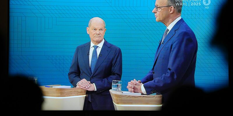 Scholz und Merz debattierten zu den wesentlichen Themen des Bundestagswahlkampfs. - Foto: Kay Nietfeld/dpa