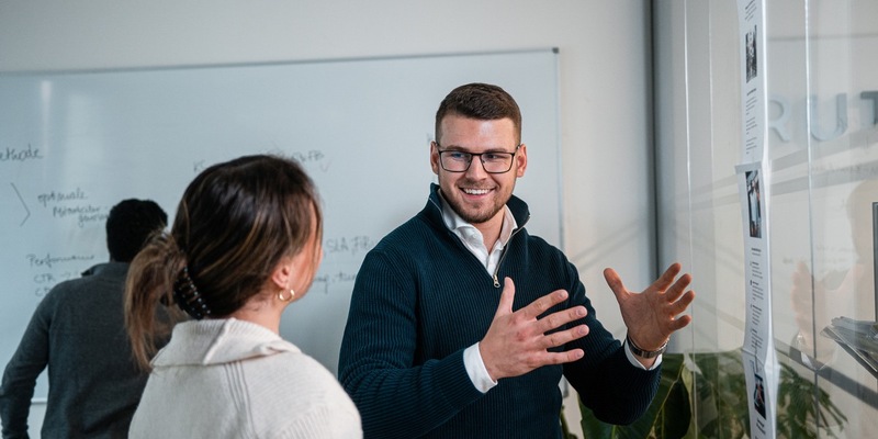 Neue Mitarbeiter ohne Headhunter: Rutzen Media GmbH revolutioniert das Recruiting in der Steuerbranche - Foto: presseportal.de