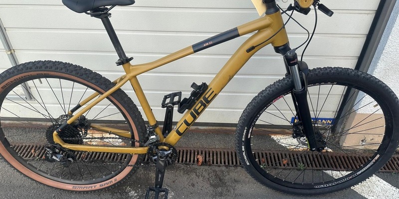 LPI-EF: Goldfarbenes Fahrrad sucht seine Besitzer - Foto: presseportal.de