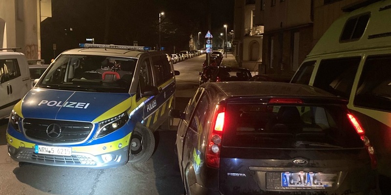 POL-AC: Pizza-Auto geklaut und Unfall gebaut: Mann sitzt jetzt in Gewahrsam - Foto: presseportal.de