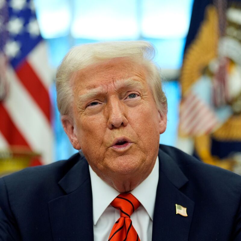 US-Präsident Donald Trump droht europäischen Verbündeten mit Sonderzöllen. (Archivbild) - Foto: Alex Brandon/AP/dpa