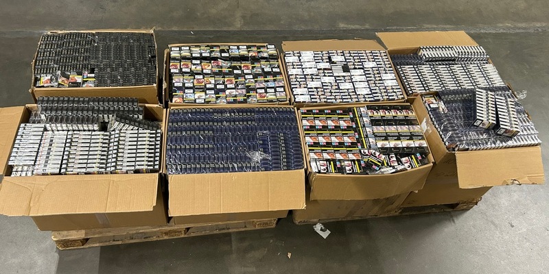 HZA-KA: Lebensmittel der anderen Art / Zigarettenschmuggel dank Röntgenblick verhindert - Foto: presseportal.de