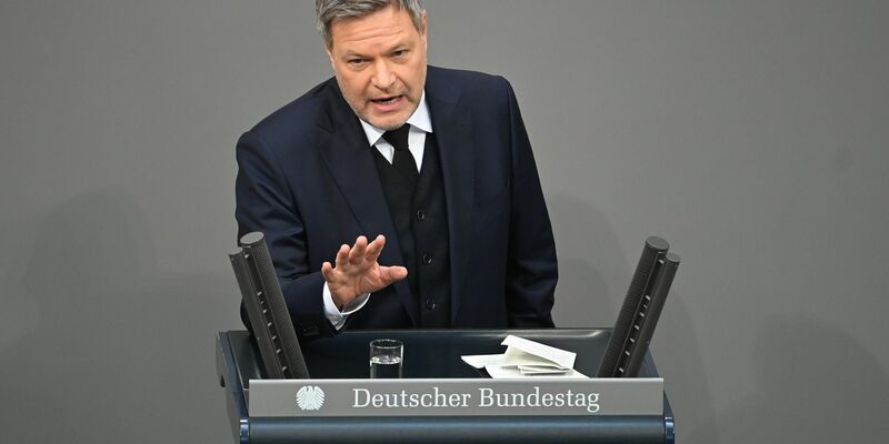 Robert Habeck (Bündnis 90/Die Grünen) spricht im Bundestag. - Foto: Sarah Knorr/dpa