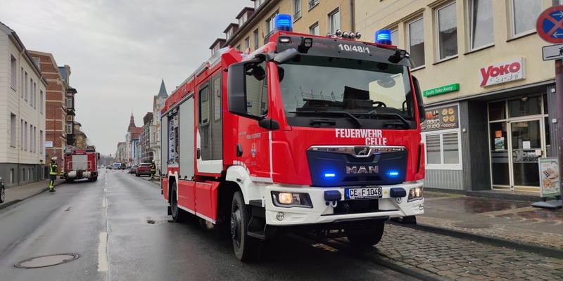 FW Celle: Erstmeldung - Balkonbrand - Foto: presseportal.de