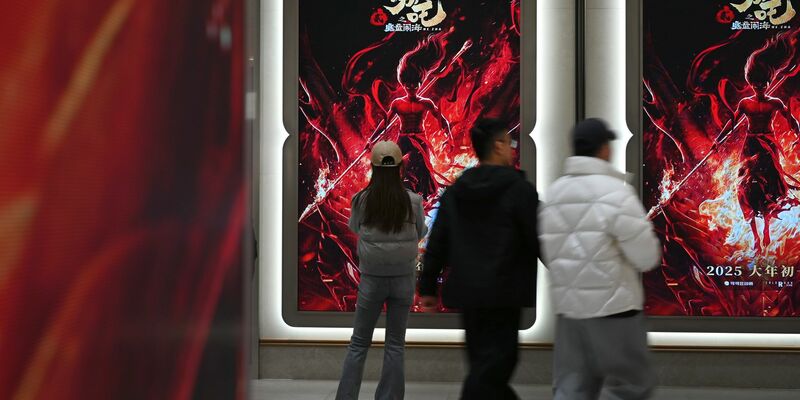 Der Animationsfilm «Ne Zha 2» hat bereits mehr als 160 Millionen Menschen ins Kino gezogen. Damit ist der Film in der Volksrepublik zum Rekord-Kassenschlager geworden. - Foto: Johannes Neudecker/dpa